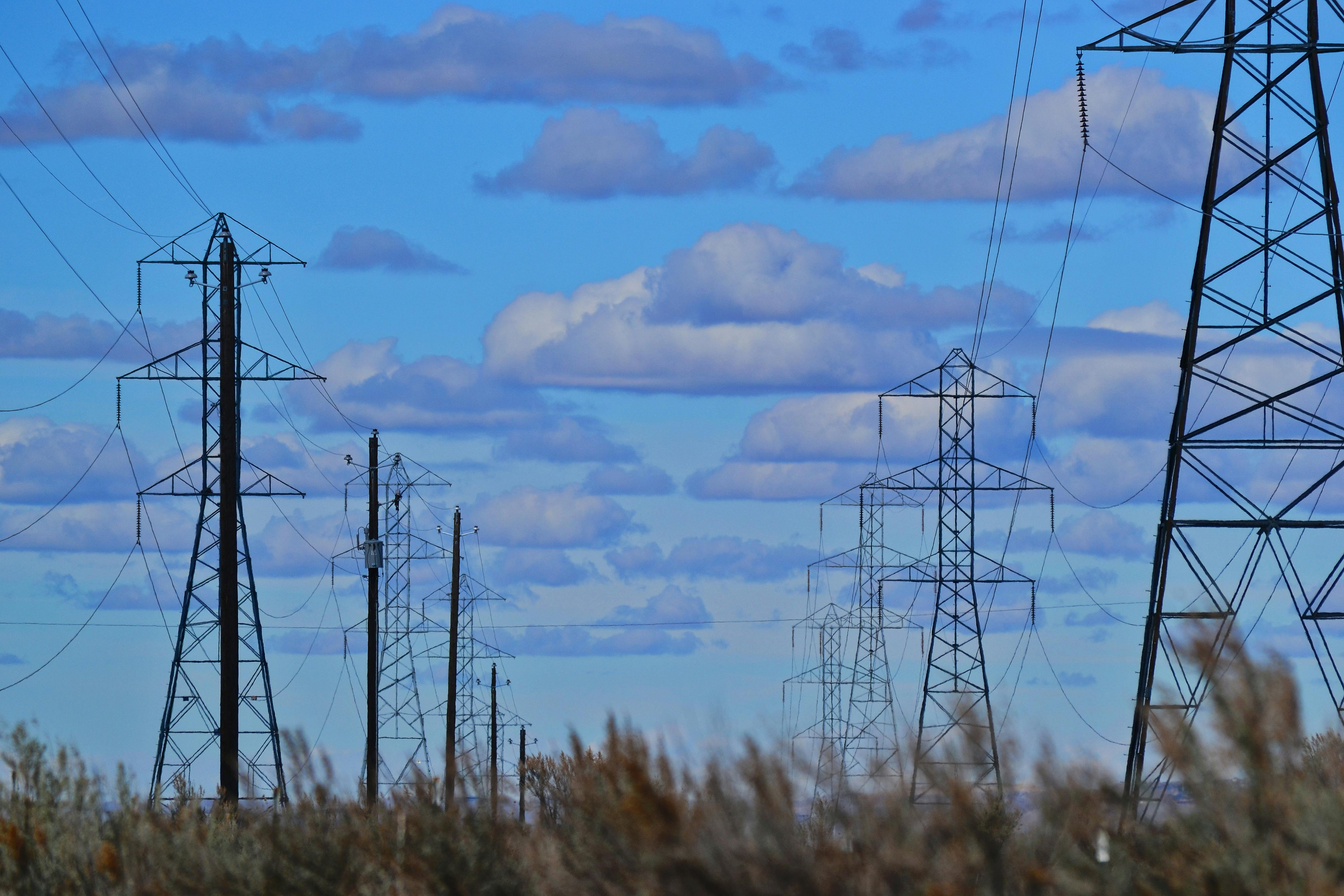 Líneas de transmisión eléctrica